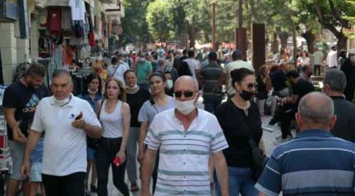 "Eskişehir Hamamyolu'nda gezenlere aşı kontrolü yapılsın!"