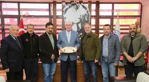 “Eskişehir için Kazım Kurt’un yanındayız”