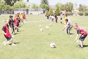 Büyükşehirde geleceğin futbolcuları yetişecek