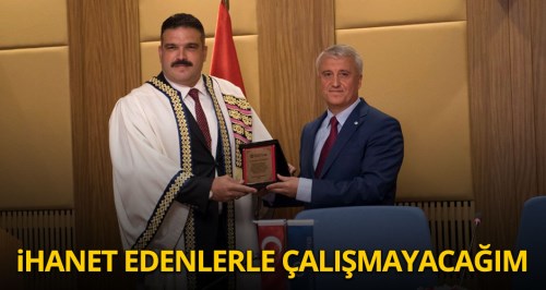 "İhanet edenlerle çalışmayacağım"