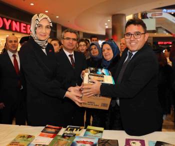 ‘Kitap İyileştirir’ Kitap Bağışı Kampanyasının Açılışı Yapıldı
