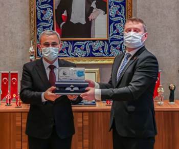 "Kütahya, Uluslararası İşbirliğine Her Zaman Açıktır"
