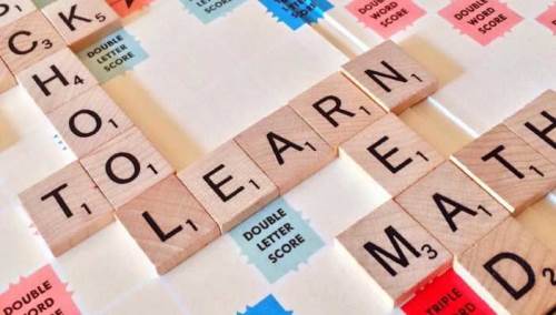 "Look and Write" Ne Demek? Türkçe Anlamı ve Çevirisi