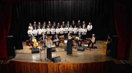 "Maziye Özlem" ayakta alkışlandı