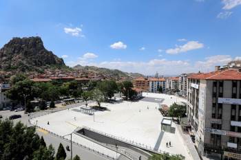 ‘Millet Kıraathanesi’ Projesi Zafer Meydanı’Nda Hayat Bulacak
