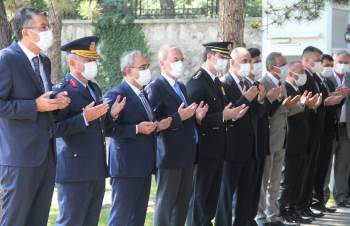 "Milletimiz, Bizden Görünen Hainleri Tarih Sahnesinden Sildi"
