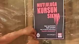 "Mutluluğa kurşun sıkma" sloganıyla polis uyarıda bulundu