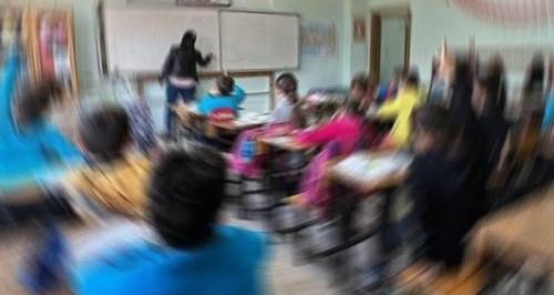 "Okullar medreseye döndü"