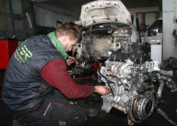 (Özel) 2. El Araç Fiyatları Gibi Yedek Parça Fiyatları Da Yükseldi
