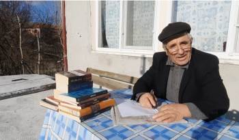 (Özel) 32 Yıl Mücadele Etti Ve 70 Yaşında Liseyi Bitirdi
