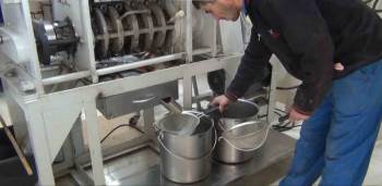 (Özel) Afyonkarahisar’In Meşhur Haşhaşı Mutfaklarda Yağ Olarak Kullanılıyor
