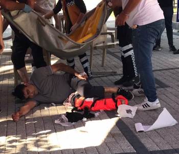 (Özel) Babasıyla Parkta Çay İçerken Husumetlisi Tarafından Vuruldu
