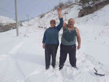 (Özel) Eksi 10 Derecelik Soğuk Ve Karlı Havada Öyle Bir Şey Yaptı Ki
