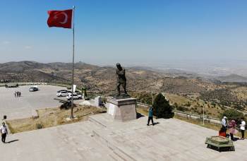 (Özel) Kocatepe Şanlı Zaferin 99. Yılına Hazırlanıyor
