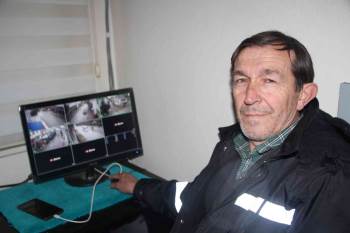 (Özel) Koronavirüs Pozitif Vakalar 17 Kamera İle Takip Altında
