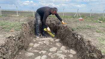 (Özel) Tarihi Köprüye Çıkan Yeni Antik Taş Yollar Bulundu
