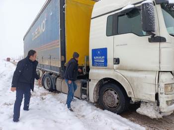 (Özel) Yolun Kapandığını Duyan Kaymakam Soluğu Olay Yerinde Aldı
