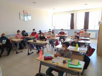 "Özel Okullar, Salgından En Çok Etkilenen Sektörlerin Başında Geliyor"
