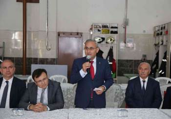 "Şehit Aileleri Ve Çocukları Baş Tacımız"
