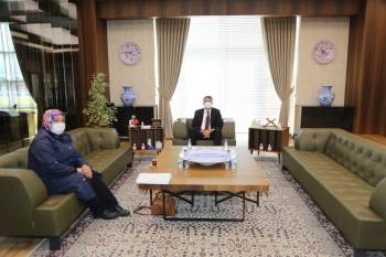 ’Şehit Polis Ahmet Demir Kütüphanesi’Ne Destek Sözü
