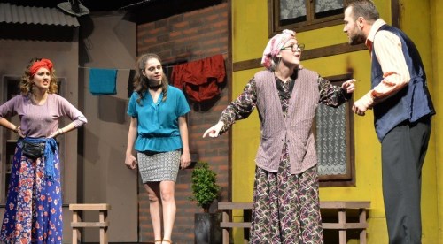 'Şenlik Çıkmazı' izleyenleri büyüledi