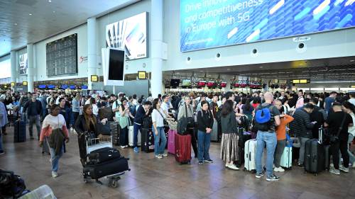 ​Siber saldırı Avrupa havacılığını felç etti: Uçuşlar aksıyor!