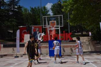 "Sokaklar Bizim" Projesi Kapsamında 3X3 Basketbol Turnuvası Marmara Bölgesi Finalleri Bilecik’Te Yapıldı
