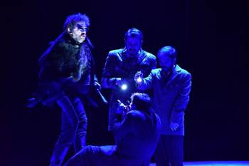 ’Teftişör’ Bilecikli Tiyatroseverlerle Buluştu
