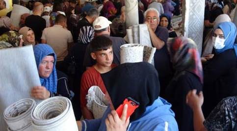 "Ucuz halı" izdihamı!