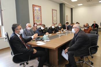 "Vatandaşlarımızın Derdine Derman Olma Gayretindeyiz"
