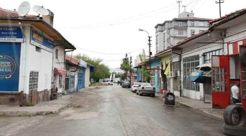 "Yasaklı" günlerde, onların işleri yoğun!