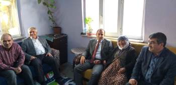 "Yaşlılarımızı Ziyaret Ederek Devletimizle Vatandaşımız Arasındaki Bağı Güçlendiriyoruz"
