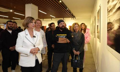 “Yol Arkadaşım” fotoğraf sergisi Eskişehirlilerle buluştu