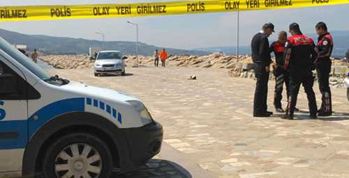 1 GÜNLÜK BEBEĞİ BOĞUP DENİZE ATMIŞ