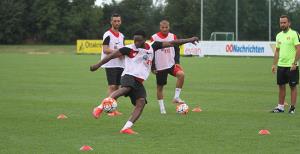 1 sezon daha kalacak