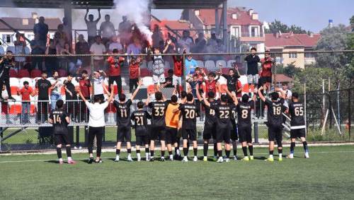 1 sezonda taraftar kitleleri oluştu