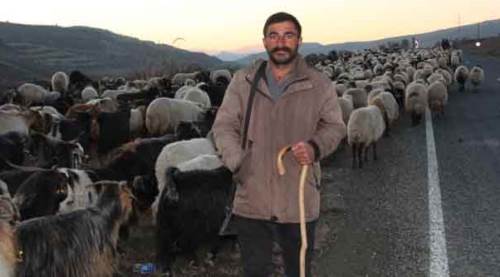 10 bin lira maaş veriyorlar ama çalışacak kimse bulamıyorlar!