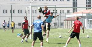 10 futbolcu kadrodan çıkarıldı