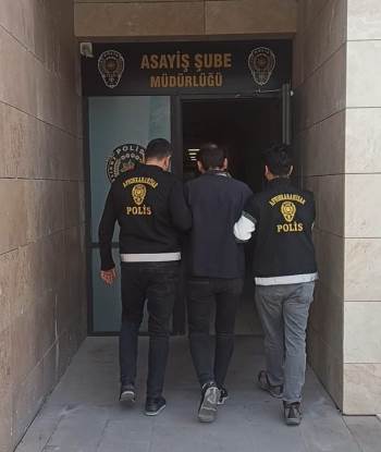 10 Günde 14 Modem Çalan Şahsı Polis Yakaladı
