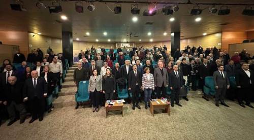 10 kelimeyle CHP örgütleri