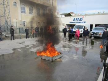 112 Acil Çağrı Merkezi Personeline "Afet Farkındalık Ve Yangın Eğitimi" Verildi
