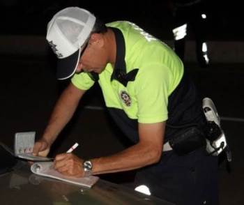 116 Araç Ve Sürücüsüne 177 Bin 122 Tl Para Cezası
