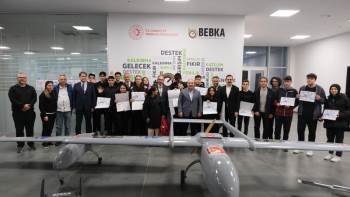 120 Kilometre Menzile Sahip Kamikaze Drone, Techın Bursa Girişimcilik Merkezi’Nin Açılışında Sergilendi
