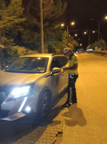 139 Araç Sürücüsüne 223 Bin 540 Tl Trafik Cezası Uygulandı
