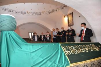 15 Temmuz Demokrasi Ve Milli Birlik Günü’Nde Şeyh Edebali Türbesi Ziyaret Edildi
