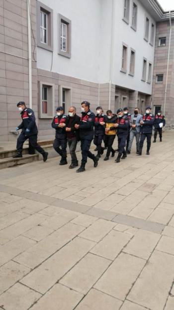 150 Bin Tl’Lik Dolandırıcılık Yapan Sahte Jandarmalar Adliyeye Sevk Edildi
