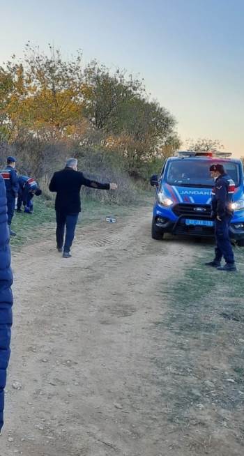 16 Gündür Aranan Yaşlı Çiftin Cesedi Rögarda Bulundu
