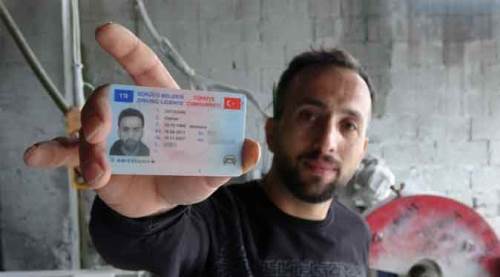 17 yıl önce kaybolan kimlik hayatını kararttı!