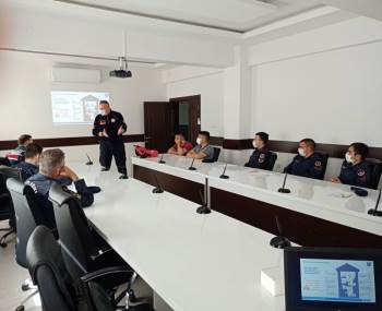 2. Jandarma Eğitim Tugay Komutanlığındaki Acemi Erlere Eğitim
