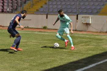 2. Lig: Afyonspor: 3 - Hekimoğlu Trabzon: 3
